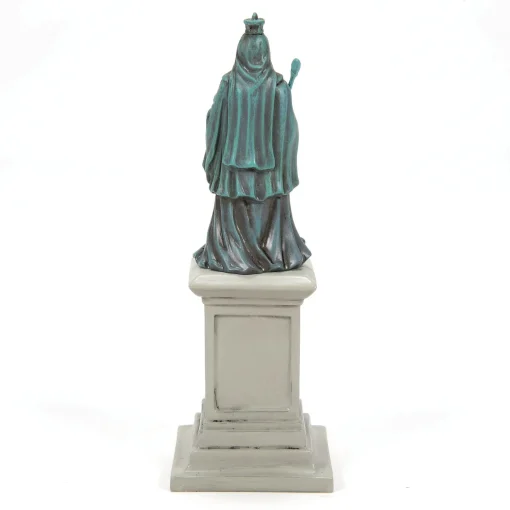 A Monument For Her Majesty
