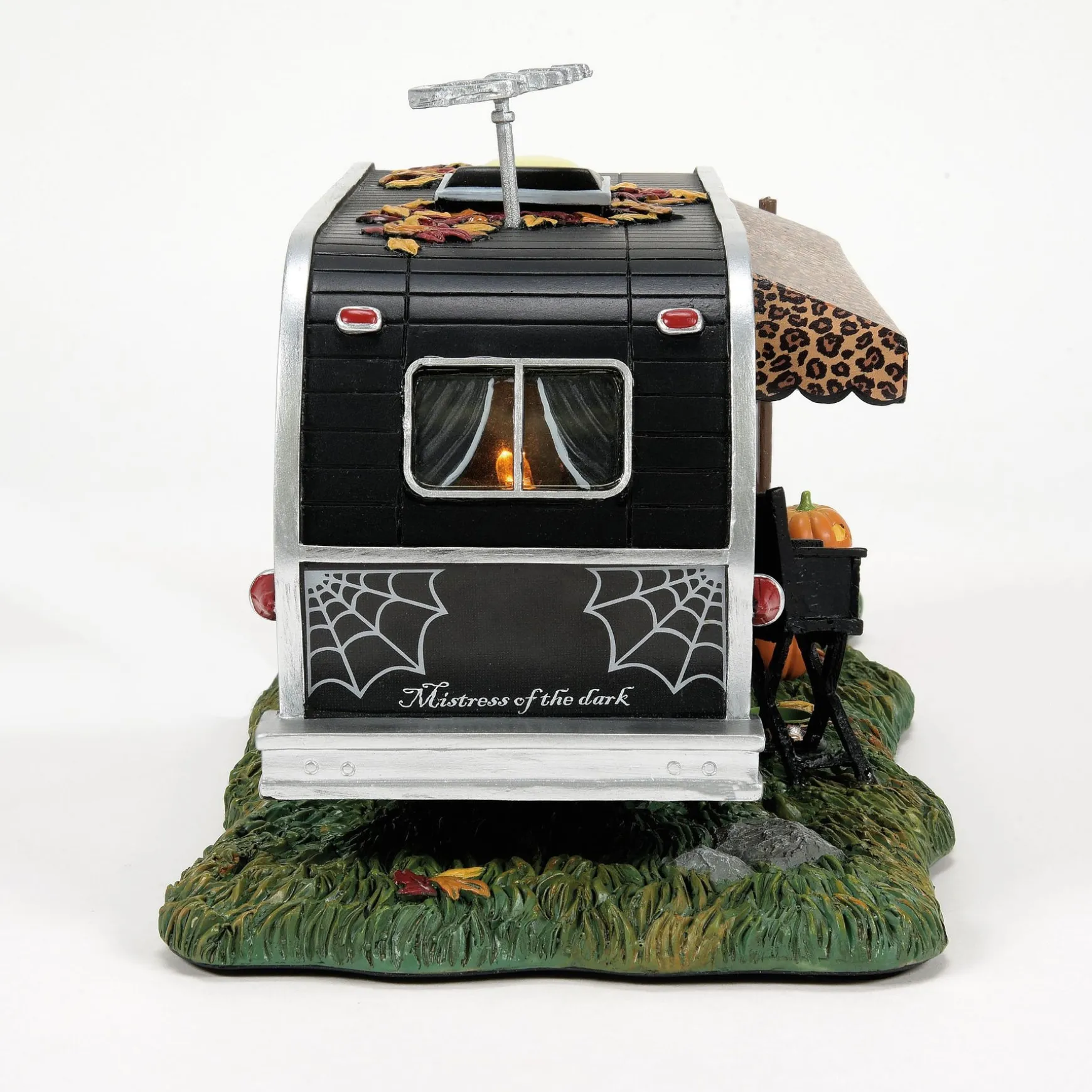 Elvira's Celebrity Trailer