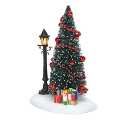 Lit Christmas Vignette