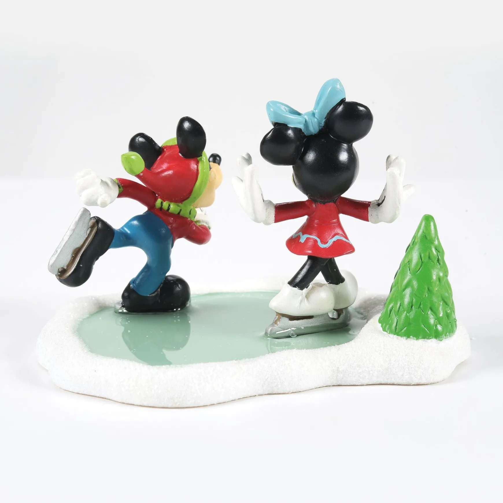 Mickey & Minnie Go Skating