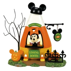 Minnie's Kissing Booth